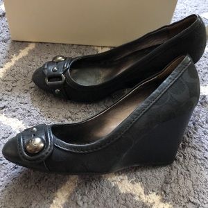 Coach💗black canvas wedge heel size 7.5